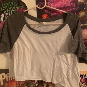 Cropped baseball tee